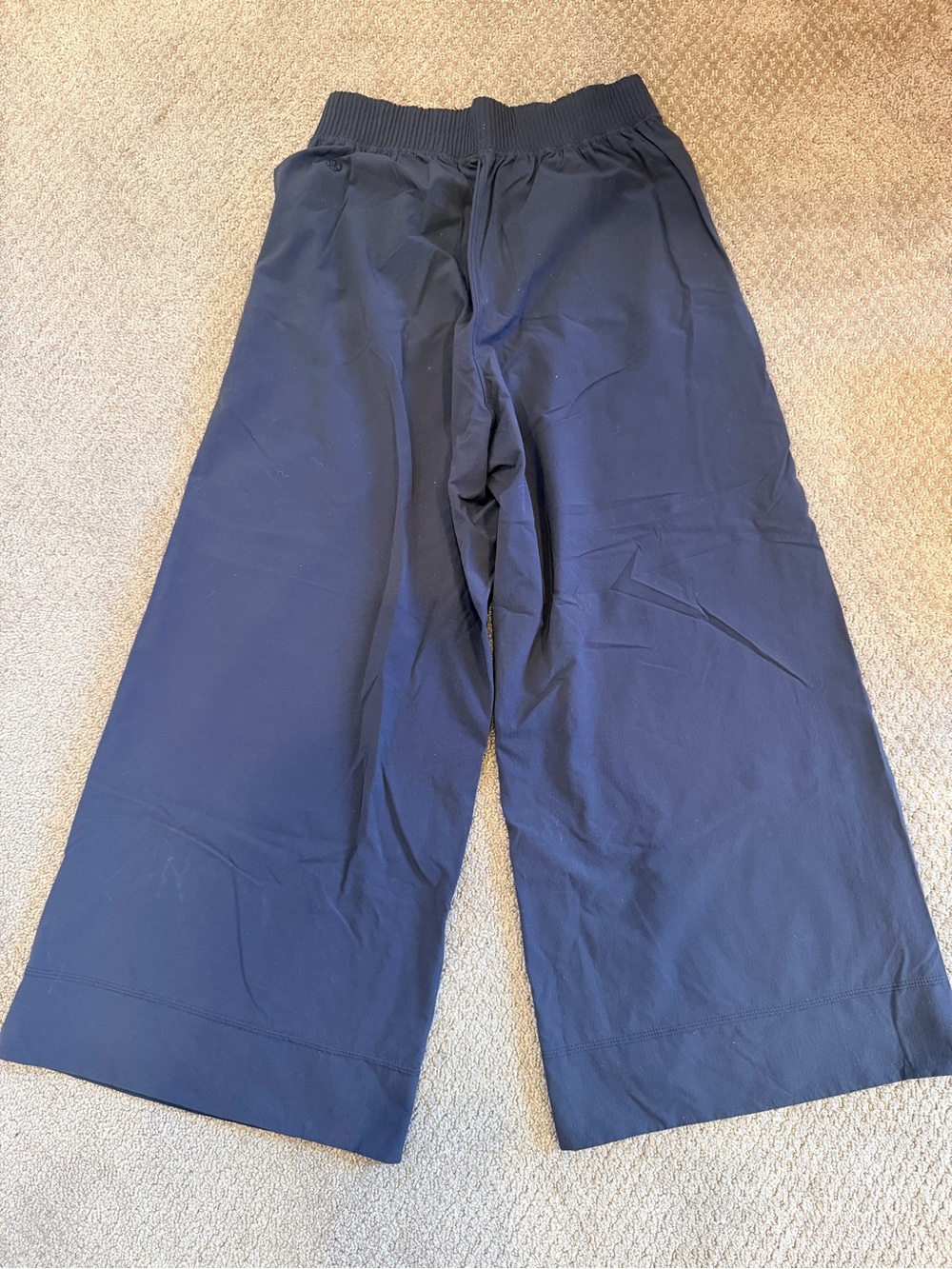 Stretch Woven Wide-Leg High-Rise Cropped Pant - Picture 3 of 5